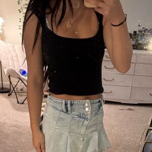 Brandy Melville Black Crop Top